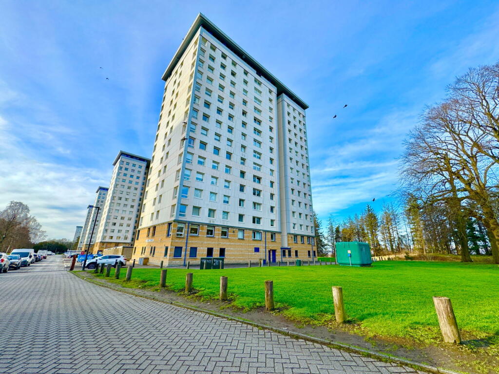 Main image of property: Seaton Place,Falkirk,FK1 1TH