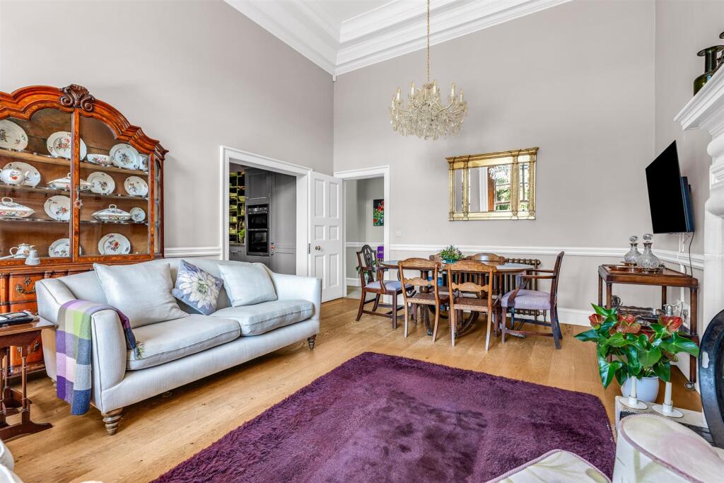 Apartment in East Hertfordshire, Foxholes, Hertford - View 5