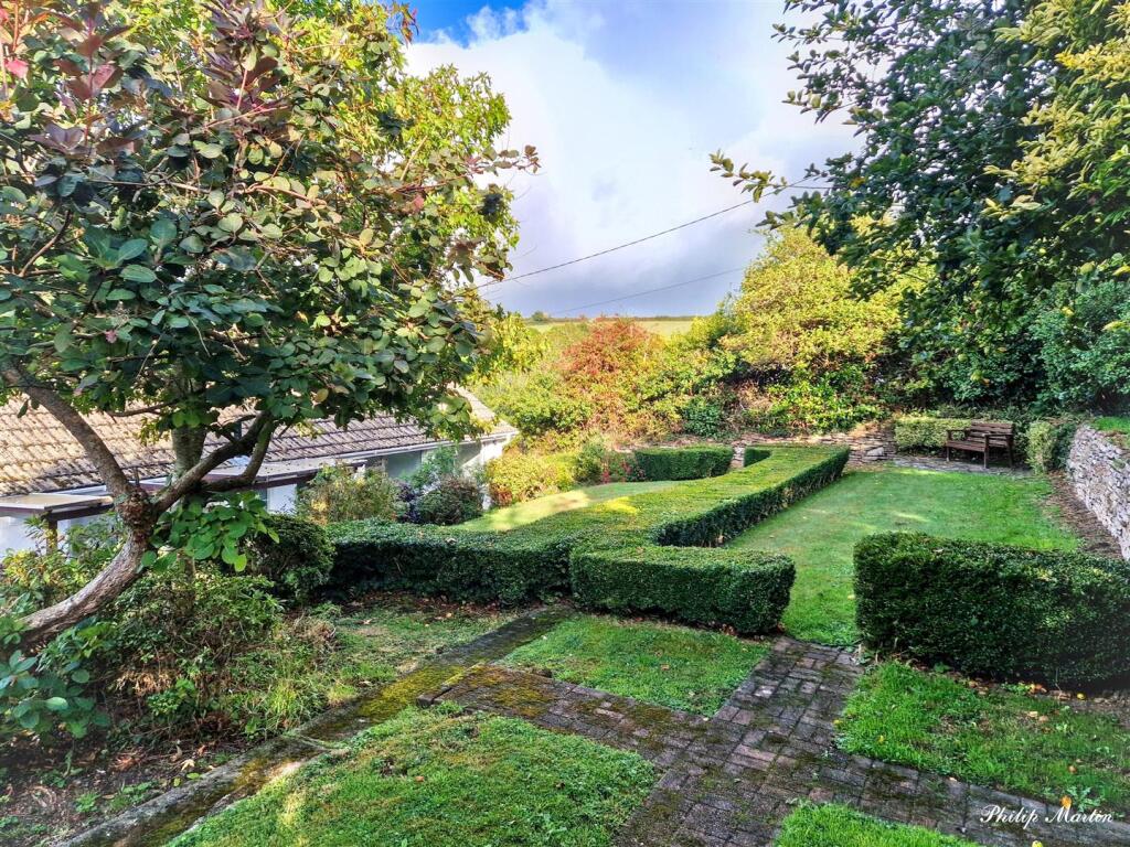 House in Truro - View 4