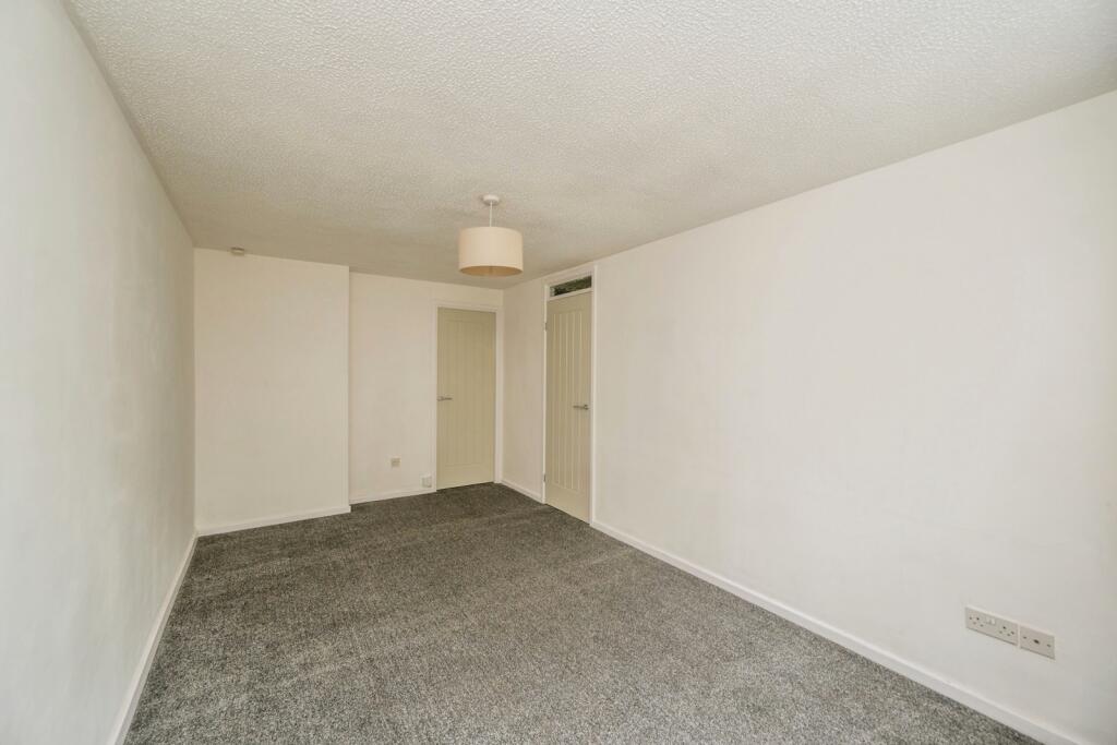 Apartment in Lichfield - More