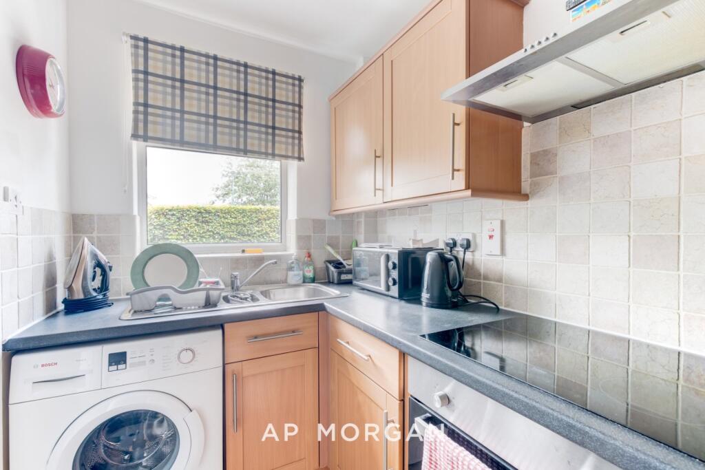Winchcombe Road, Solihull, West Midlands, B92 photo 5