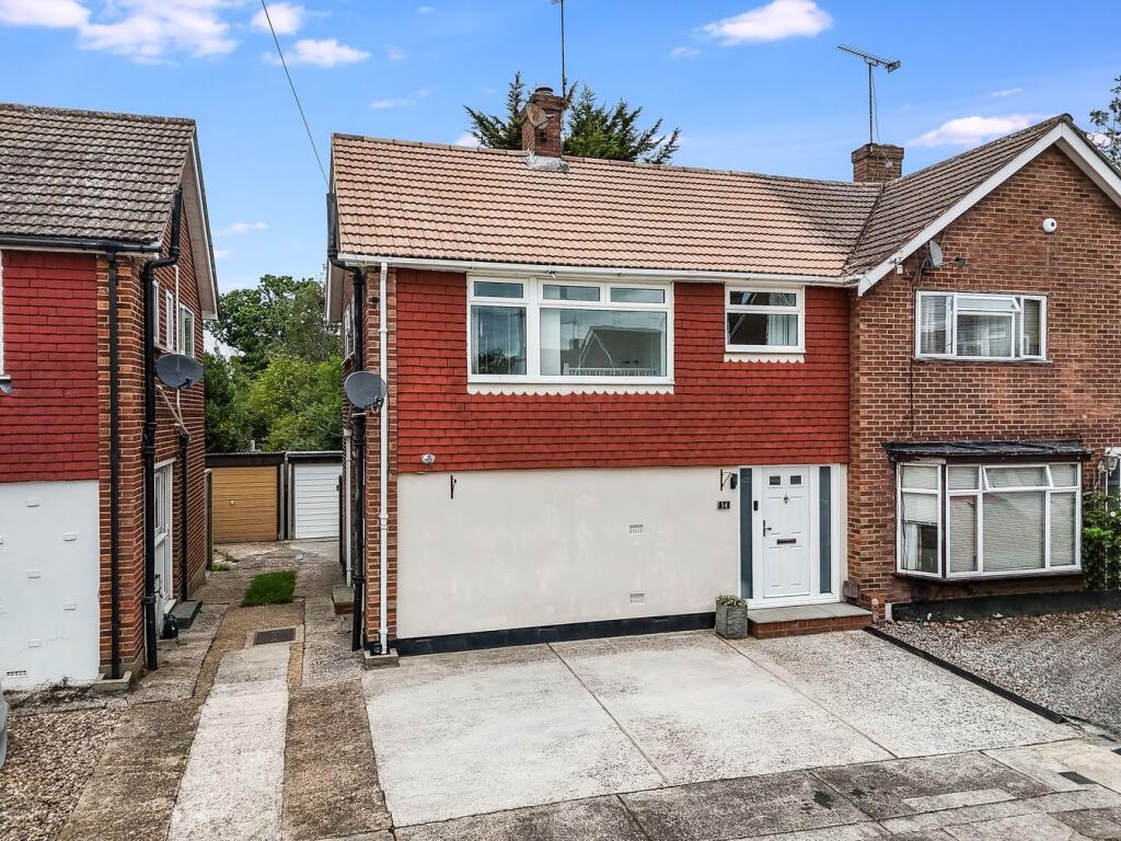 Main image of property: Newlands Close, Billericay, CM12