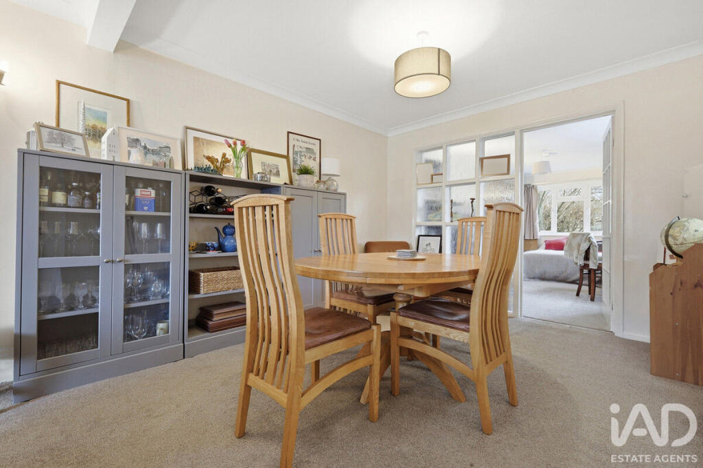 House in Bishop's Stortford, Hockerill - View 6
