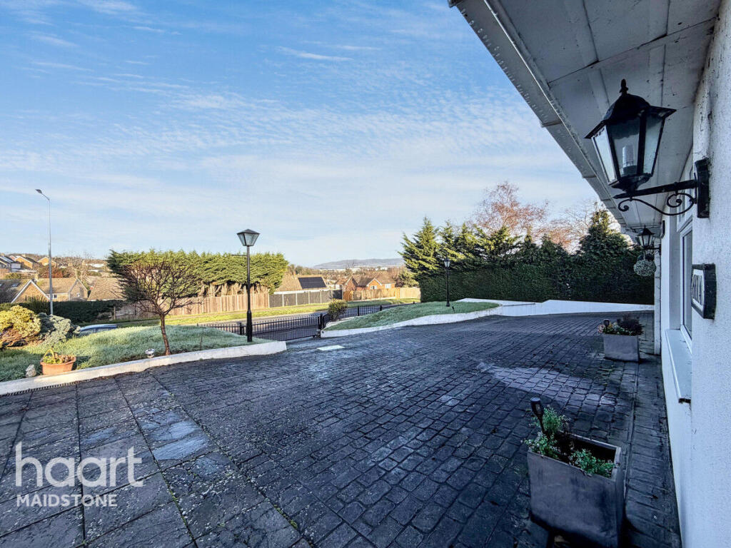 Main image of property: London Road, Aylesford