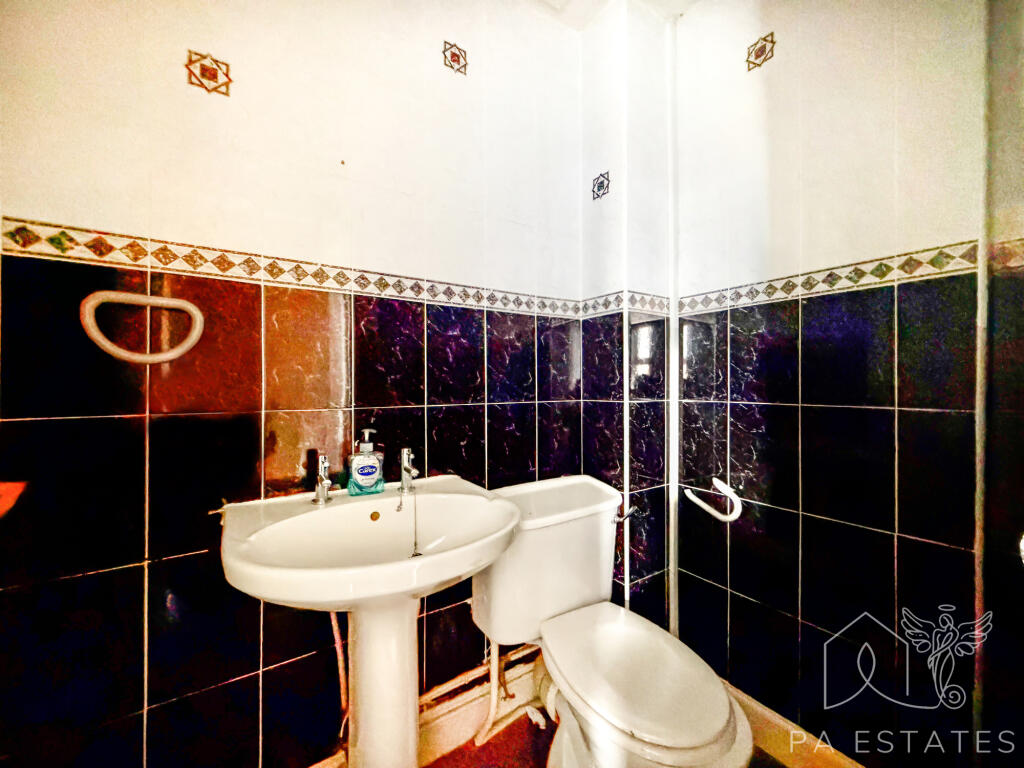 Apartment in Motherwell - View 5