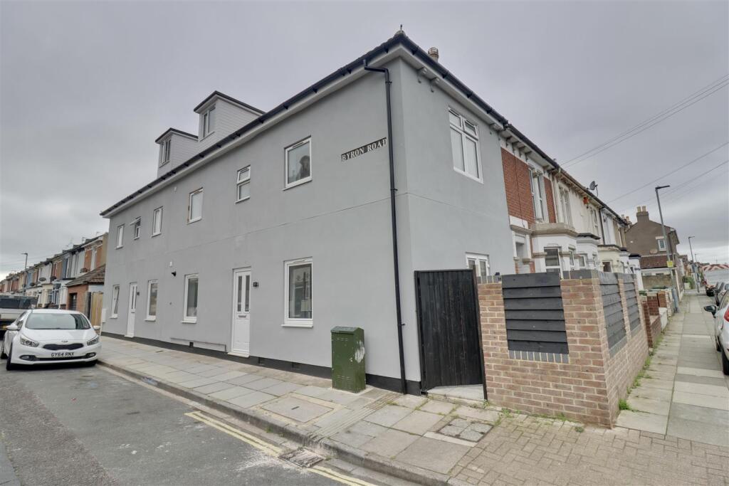 Byron Road, Portsmouth photo 2