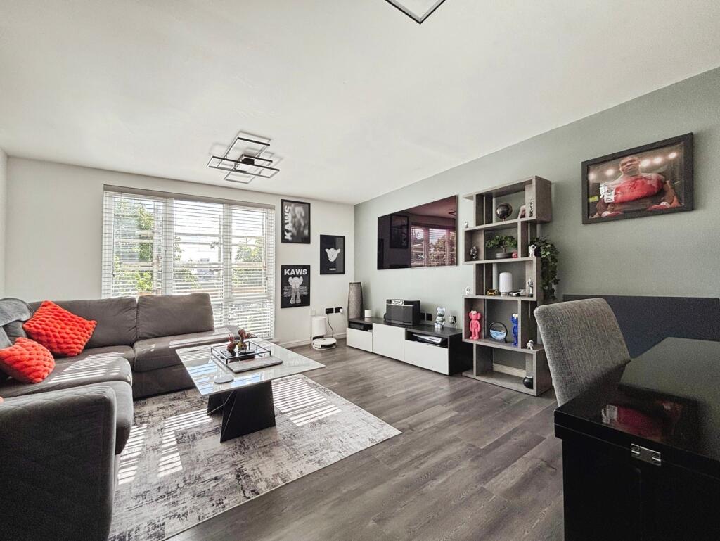 Main image of property: Ffordd Garthorne, Cardiff