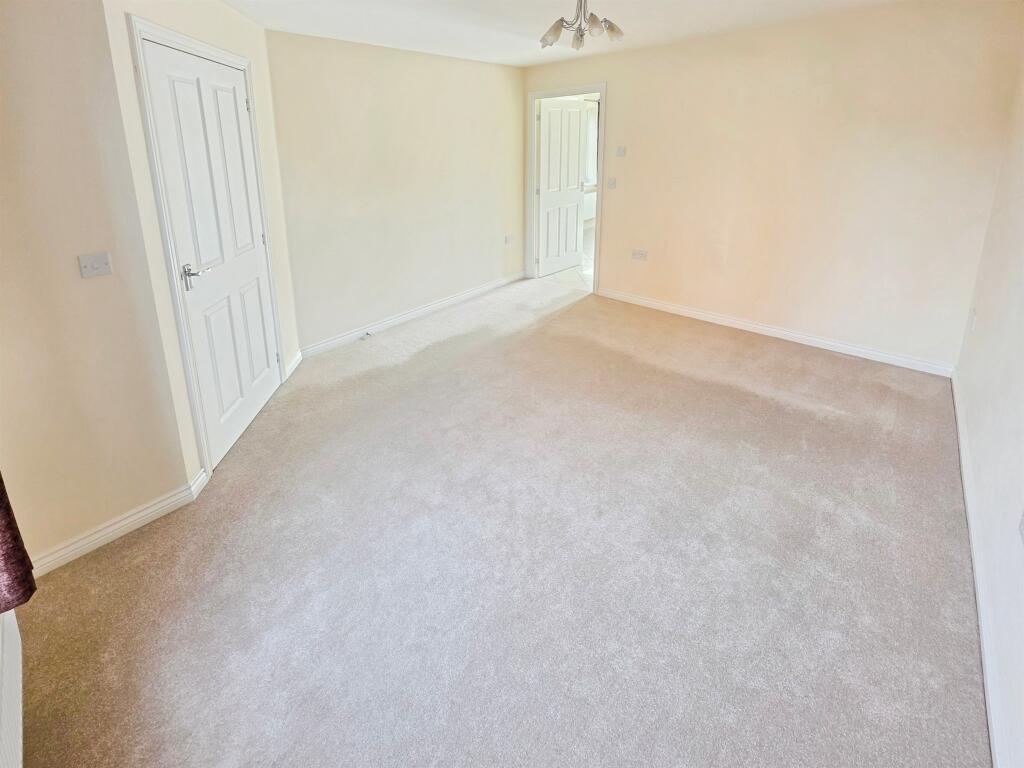 House in Hemel Hempstead - View 3