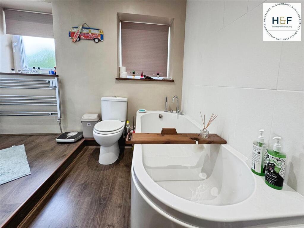 House in Millom, Knott End - More