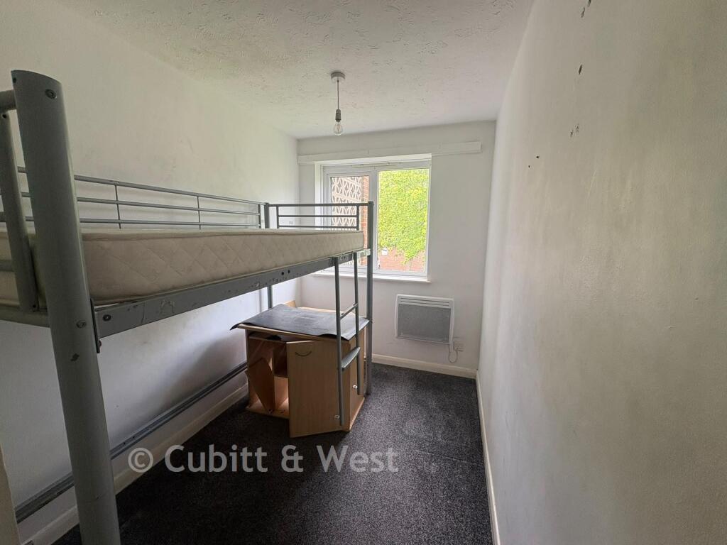 Apartment in Portsmouth - More