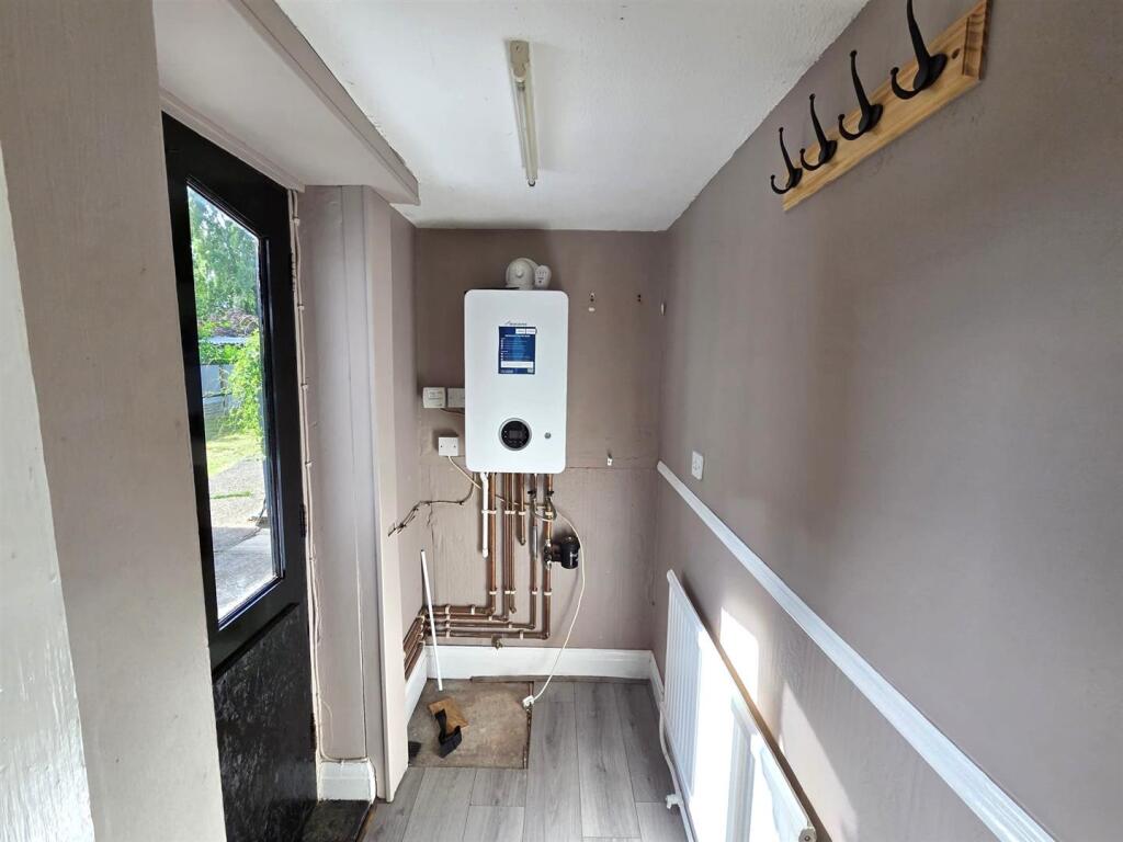 House in Bassetlaw, East Markham - View 5