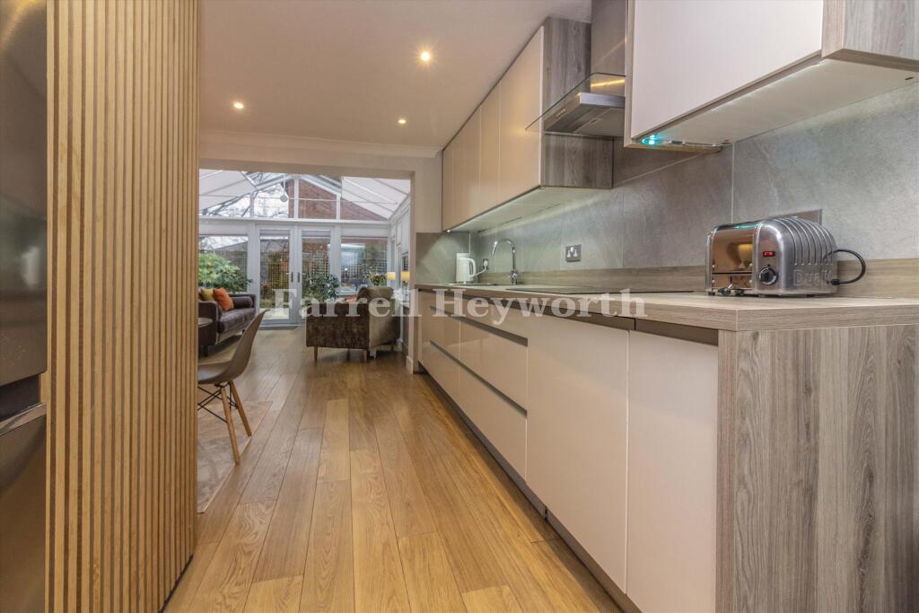 House in Preston, Lea - View 5