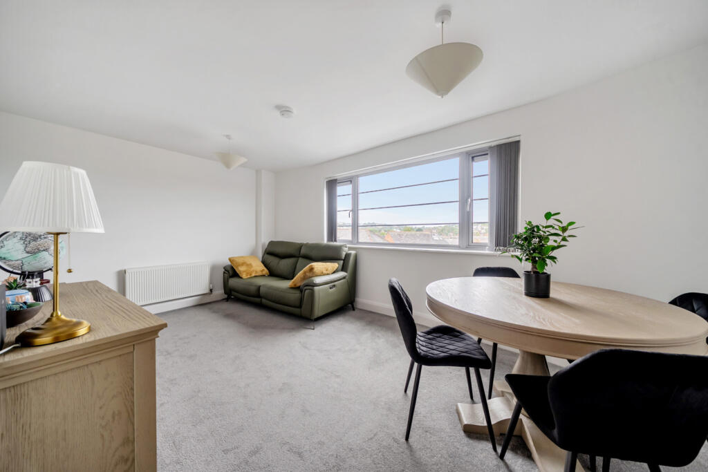 Apartment in London - View 4