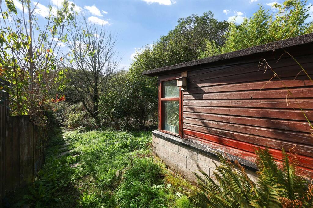 House in South Hams, Lee Mill Bridge, Sparkwell - More
