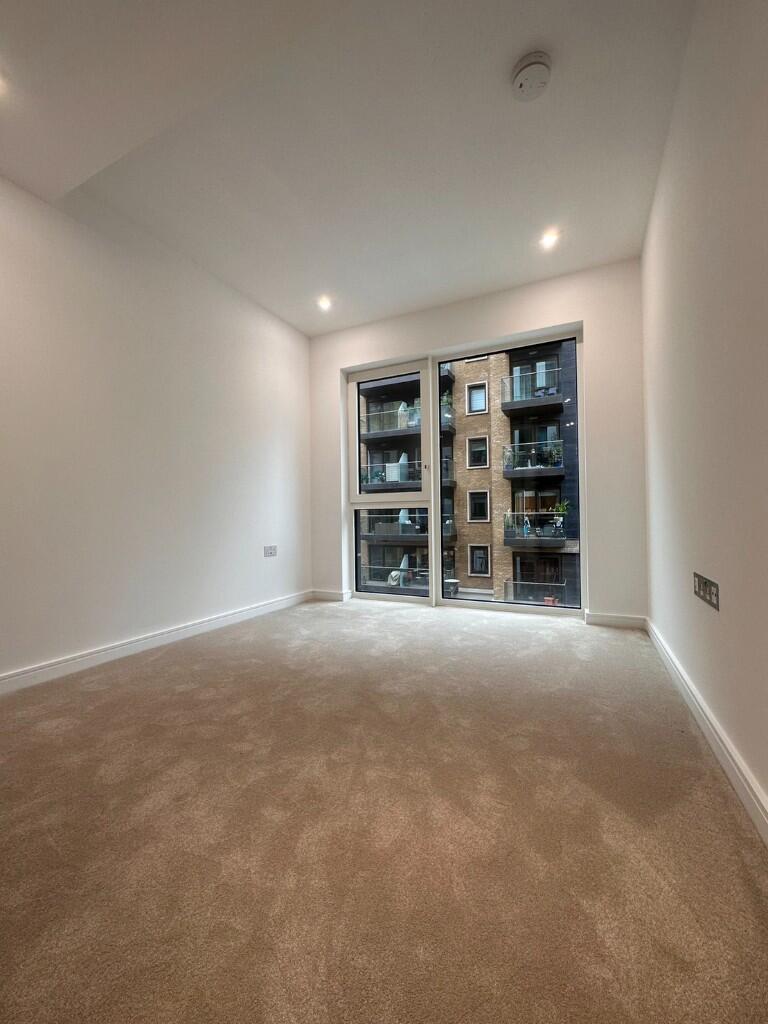 Apartment in London - View 3
