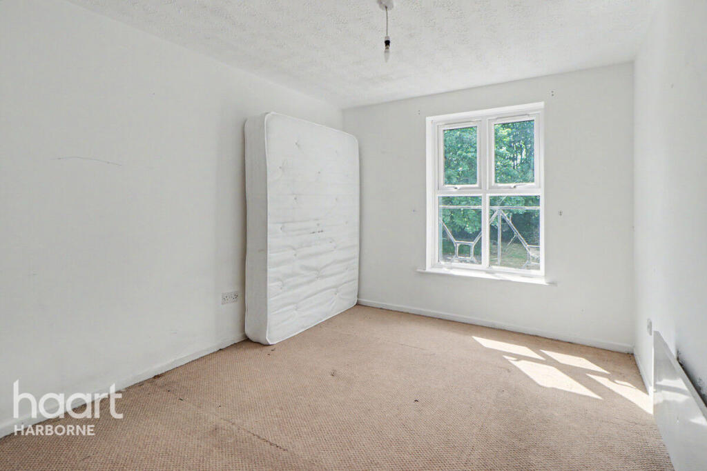 Apartment in Birmingham, West Midlands - View 6