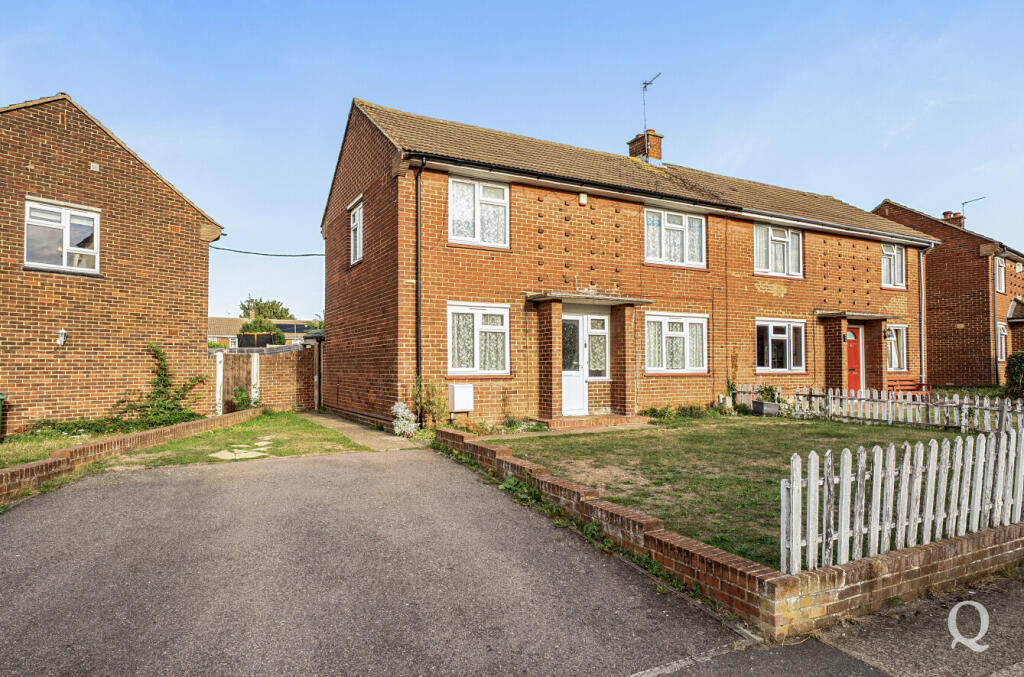3-bed semi-detached on Chappell Way, Sittingbourne, Kent, ME10, £270,000