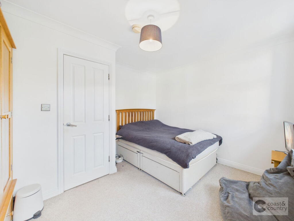 Trinity Mews, Teignmouth - More