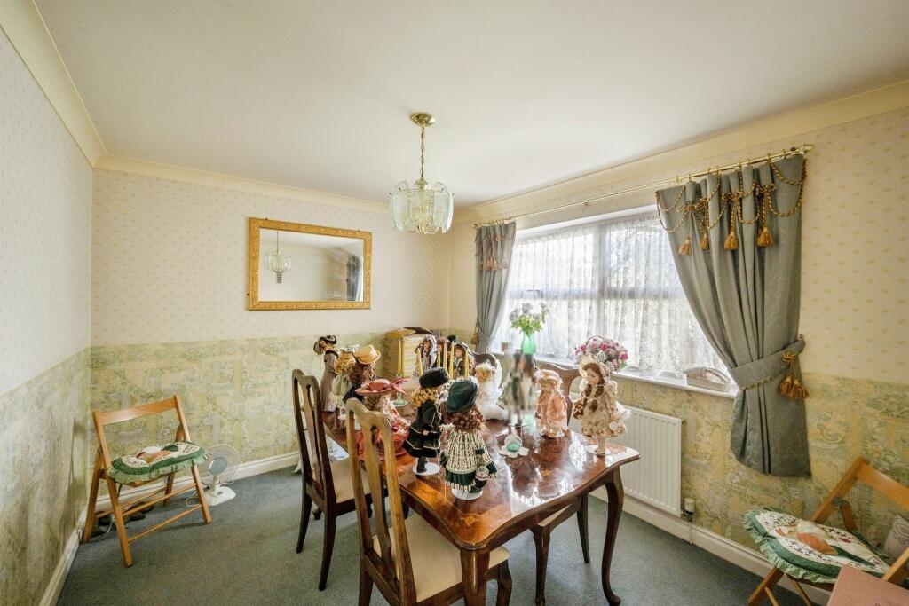 Parkland Drive, Rossington, Doncaster photo 2