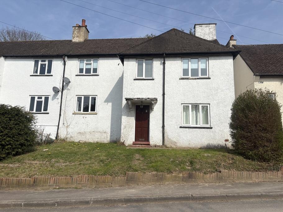 Main image of property: 43 Godstone Road Kenley Surrey CR8 5AJ
