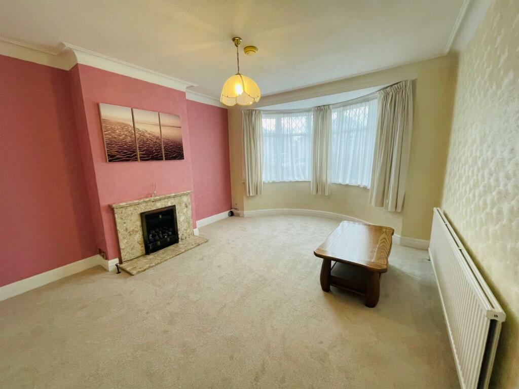 The Close, Potters Bar photo 4