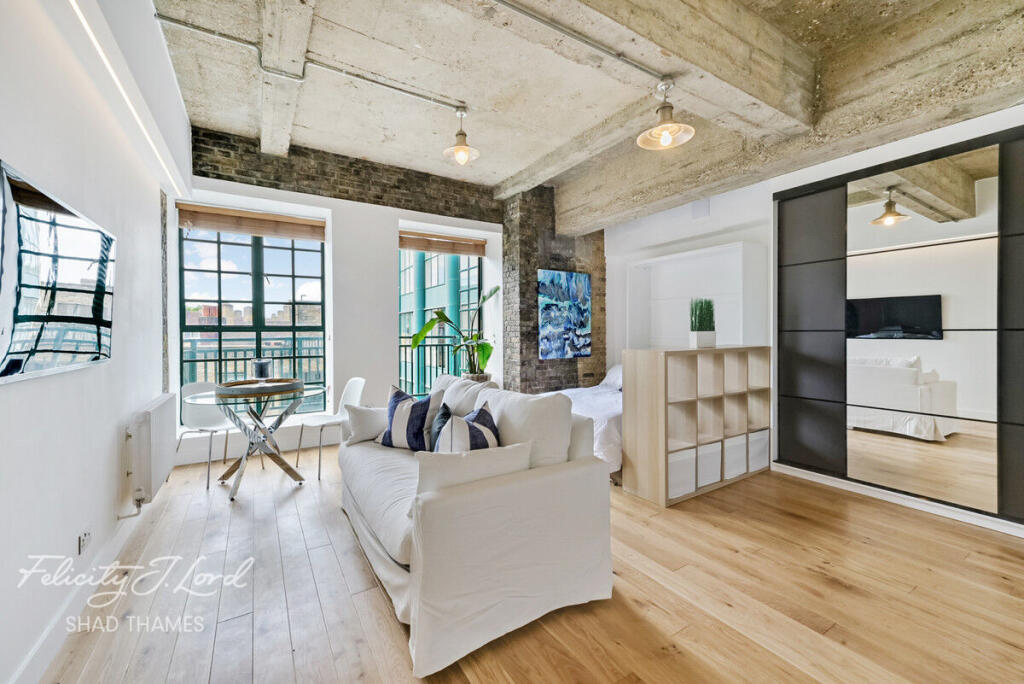 Main image of property: The Loft, Canada Wharf, SE16