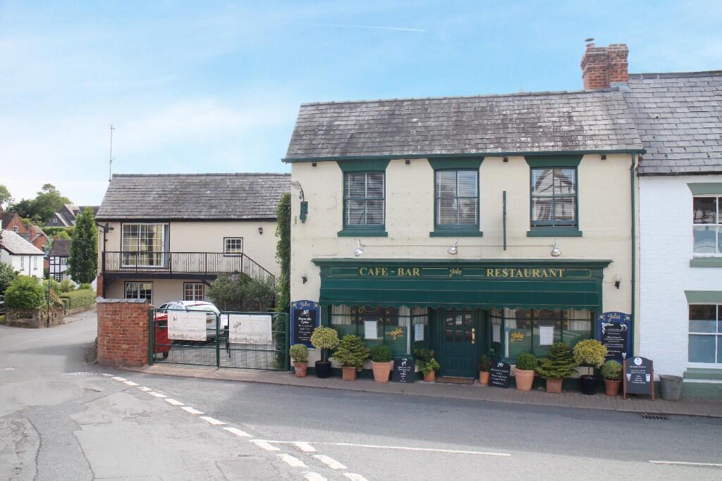 Main image of property: HEREFORDSHIRE - RENOWNED 'BLACK & WHITE' VILLAGE CENTRE RESTAURANT WITH SEPARATE OWNERS' HOME