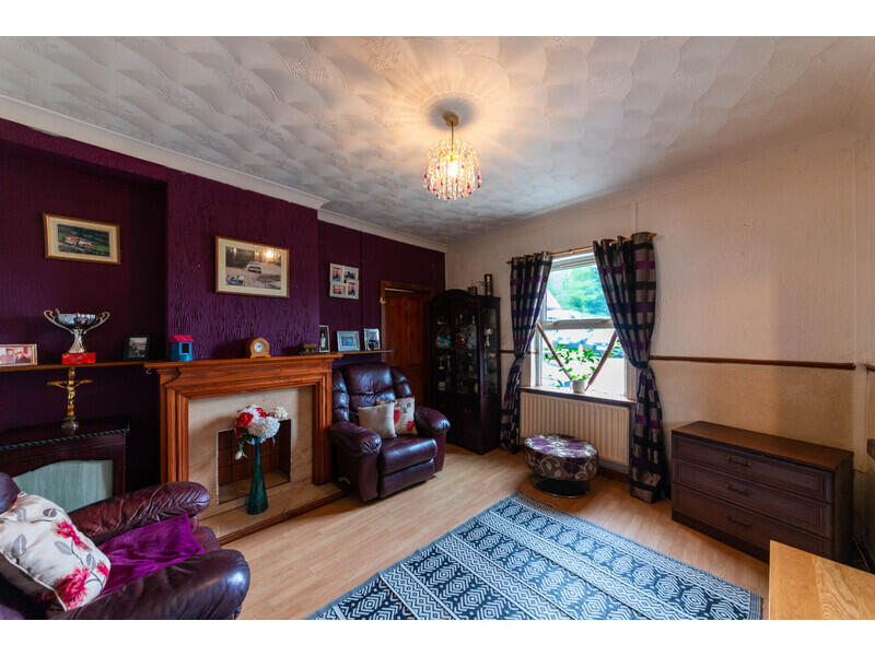 Caerphilly Road, Llanbradach, Caerphilly photo 4