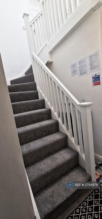1 bedroom house share for rent