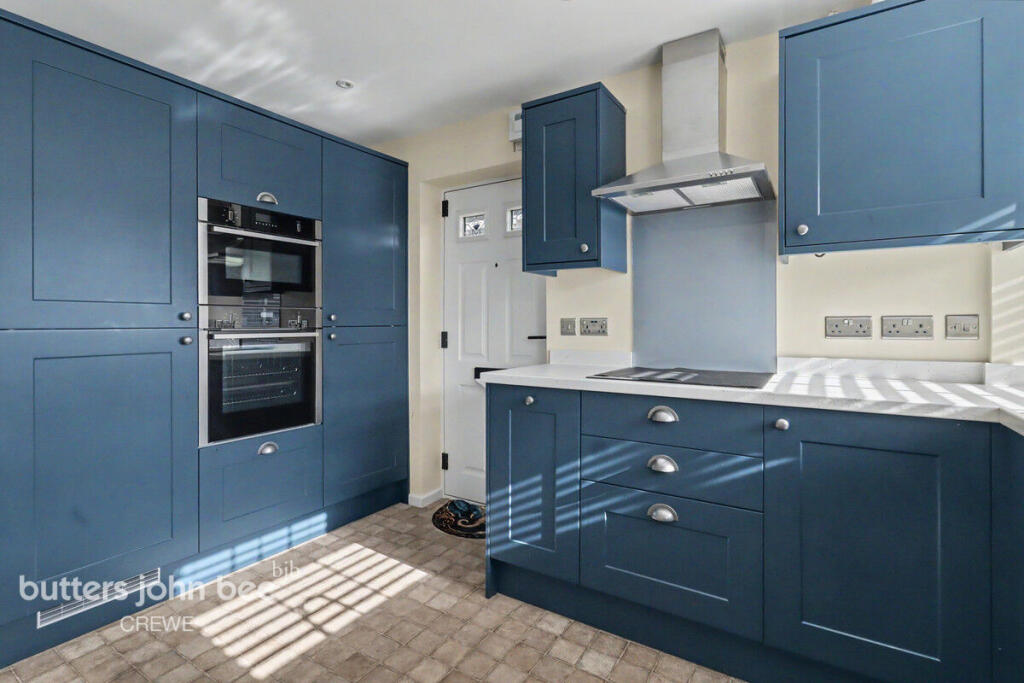 House in Crewe, Coppenhall - View 3