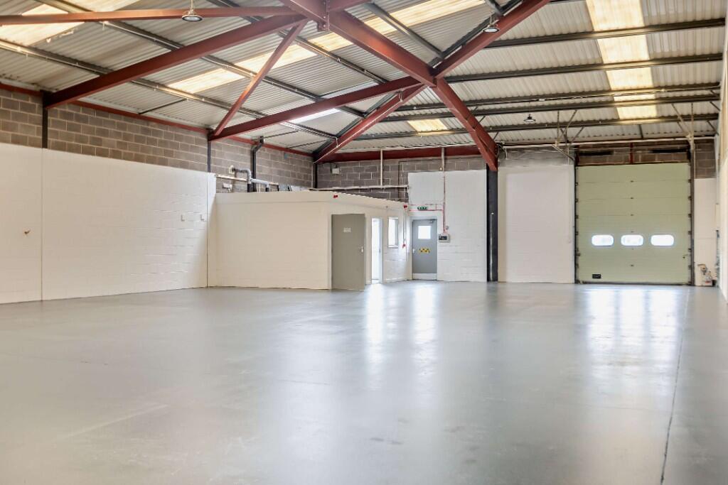 Additional image 3 of 19 Great Russell Court, Bradford, BD7 