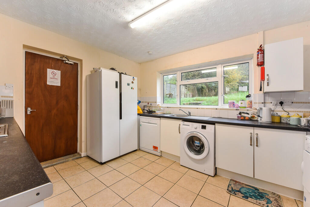 Minden Way, Stanmore photo 4