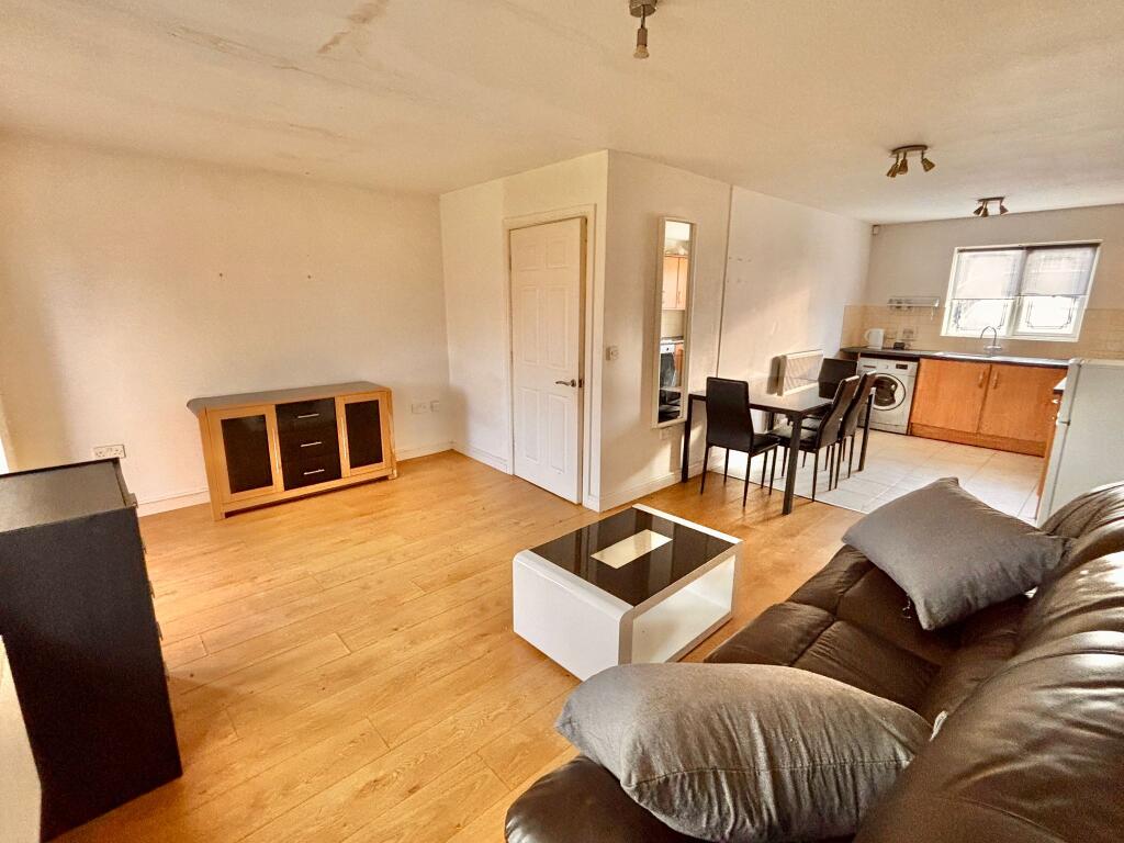 House in Barnsley, South Yorkshire - More