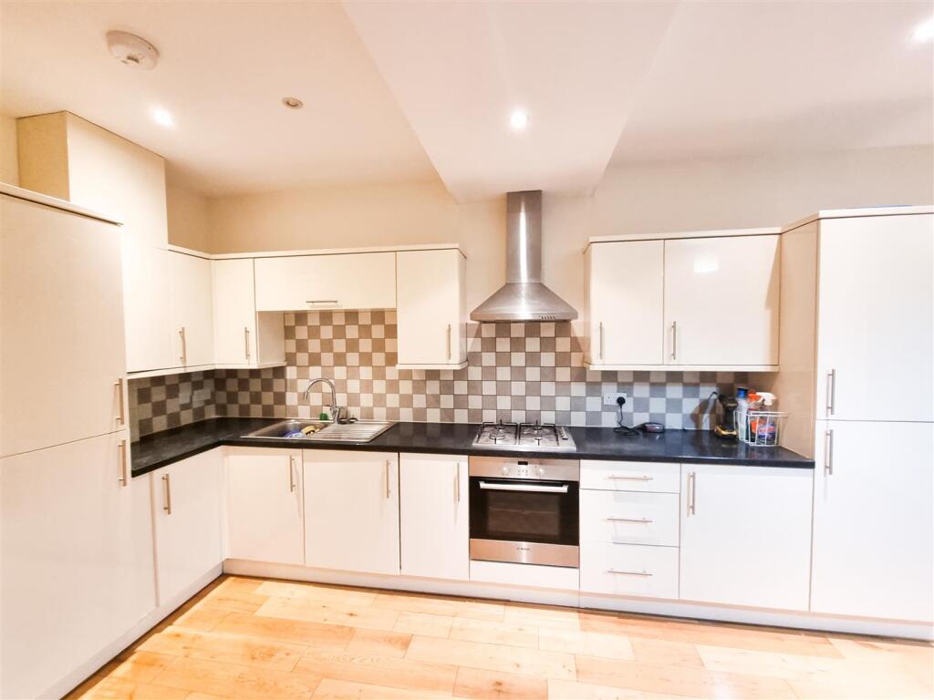 Main image of property: Lower Addiscombe Road, 197a, Croydon
