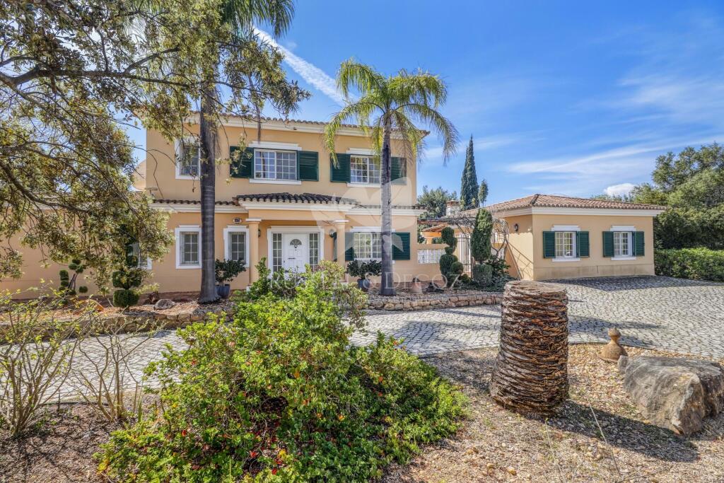 Main image of property: Algarve, Quelfes