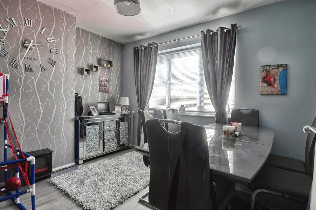House in Birmingham, West Midlands - View 6