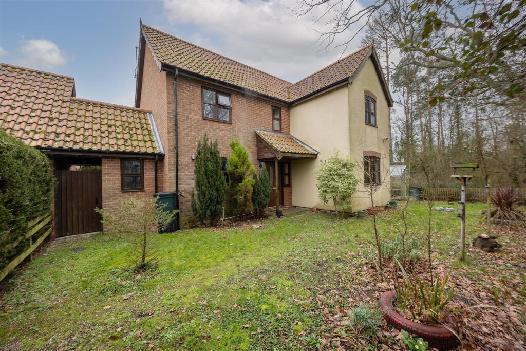 Main image of property: Woodfield Close, Shadingfield, Beccles