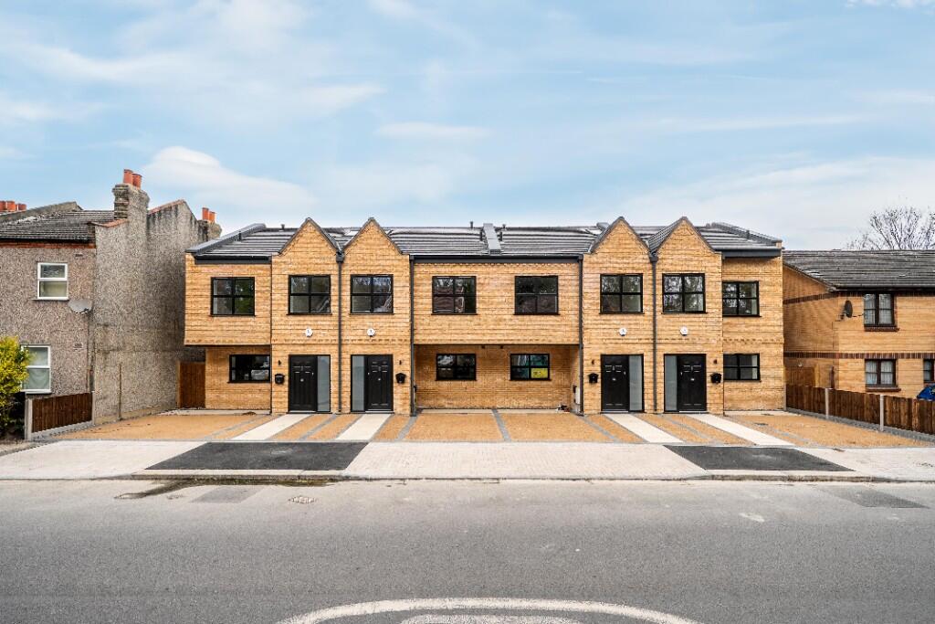 Main image of property: Cambridge Road, London, SE20