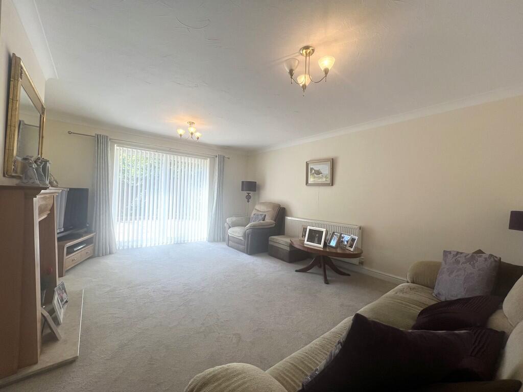 James Court, Ramsey, Huntingdon, PE26 1GR photo 4