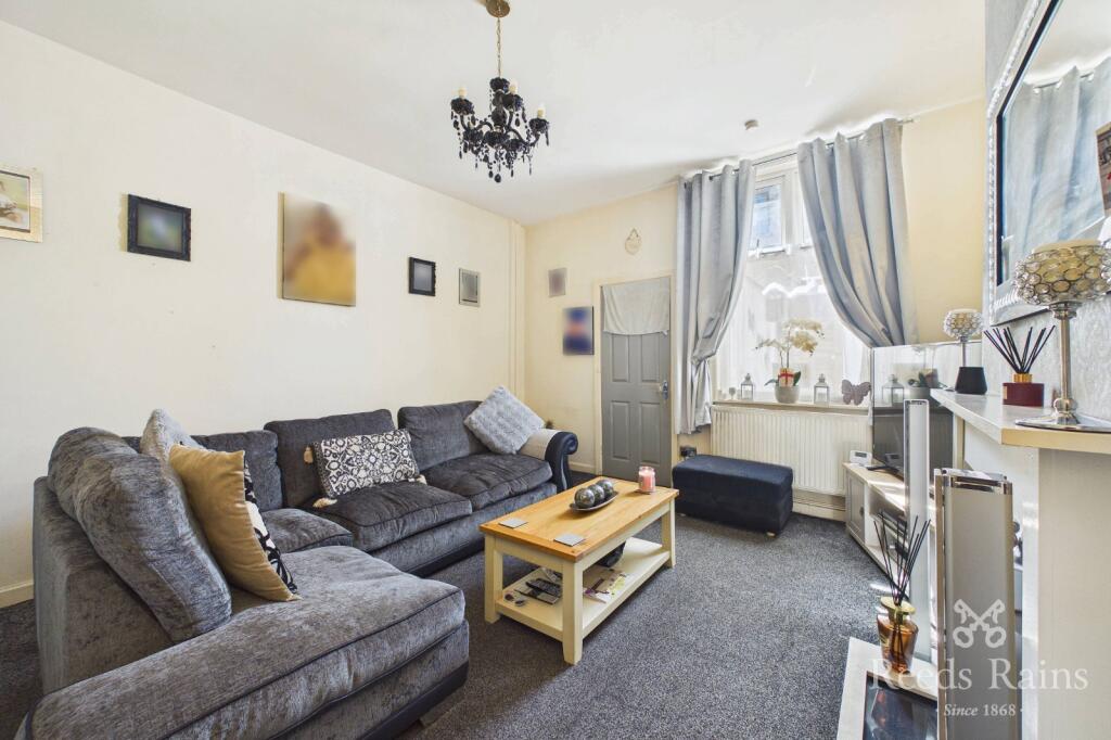 Smalley Street, Burnley, Lancashire, BB11 - View 2