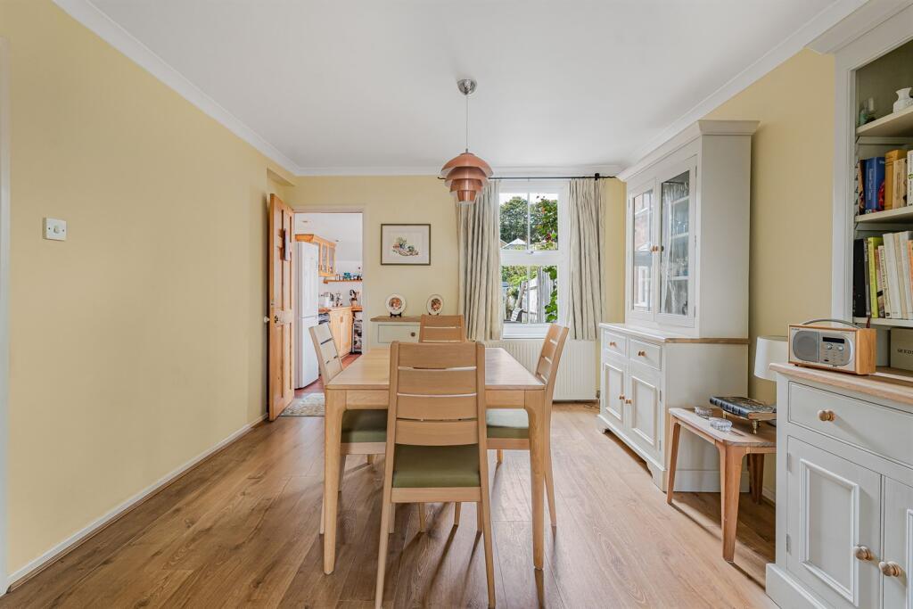 House in Reading, Caversham - More