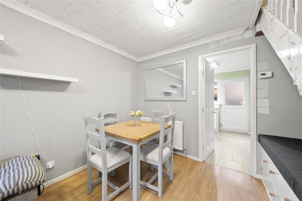 Lowdell Close, Yiewsley, West Drayton, UB7 photo 3