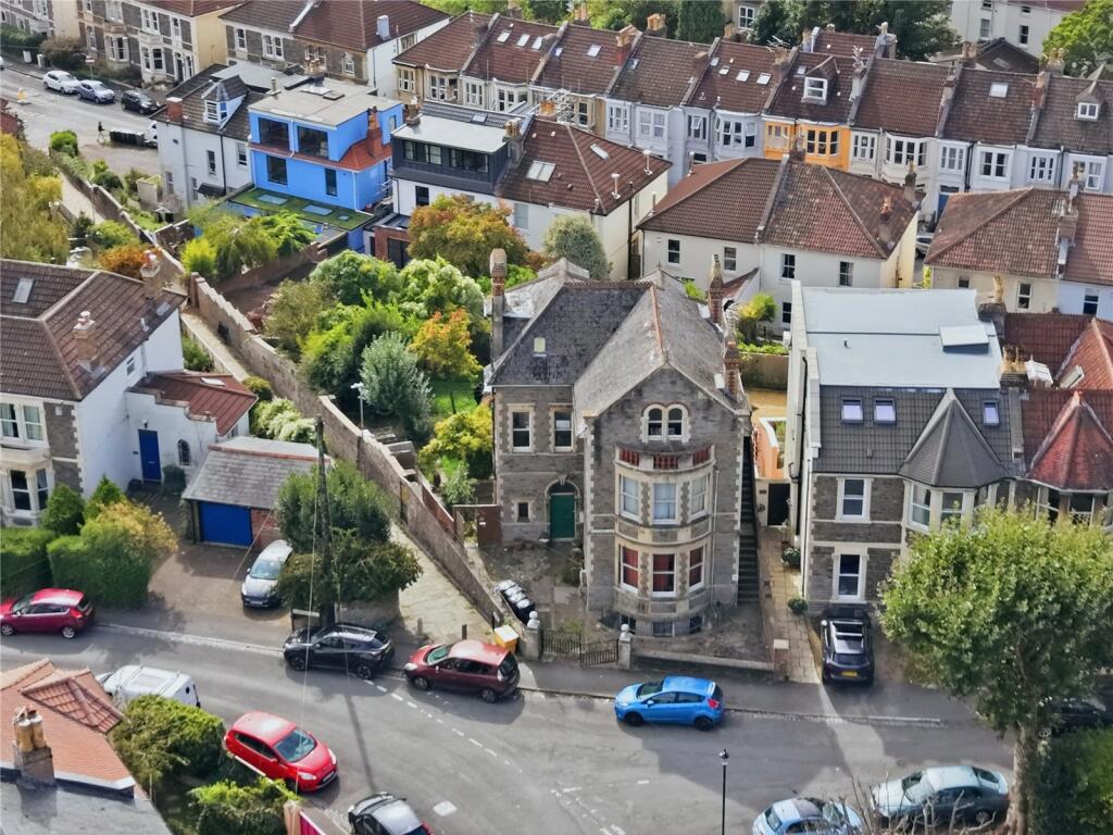 House in Bristol - View 4