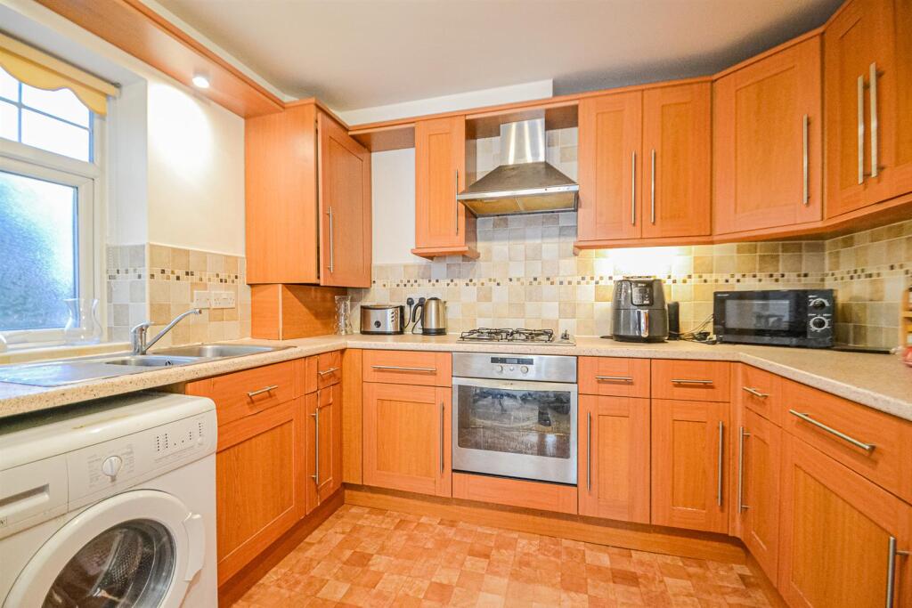 Apartment in Warrington - View 3