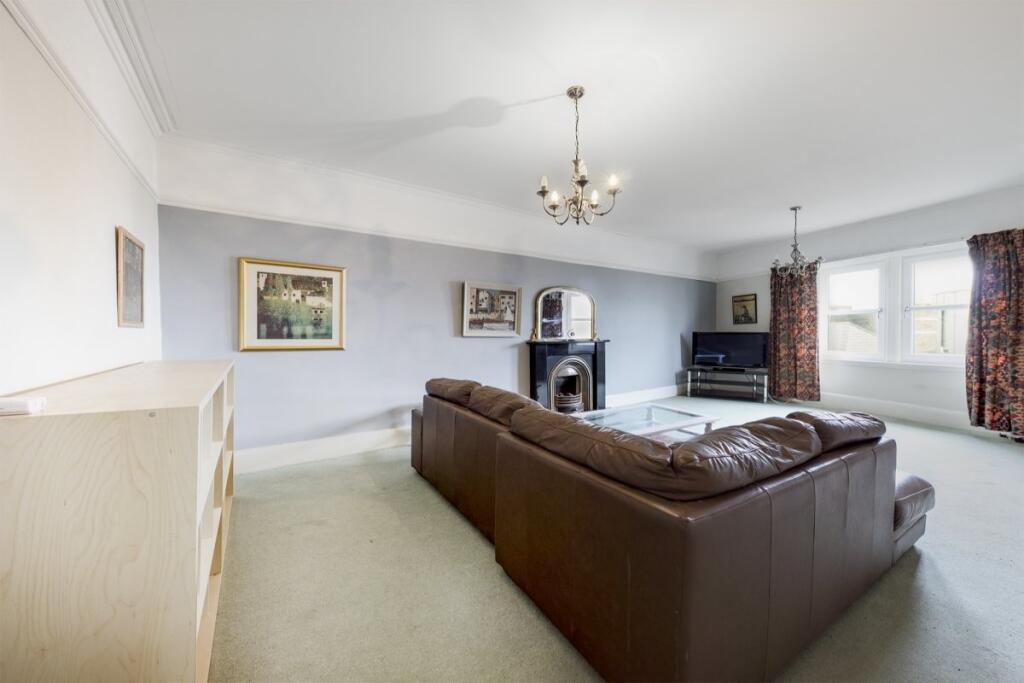 Apartment in Clevedon, Walton Park - View 4