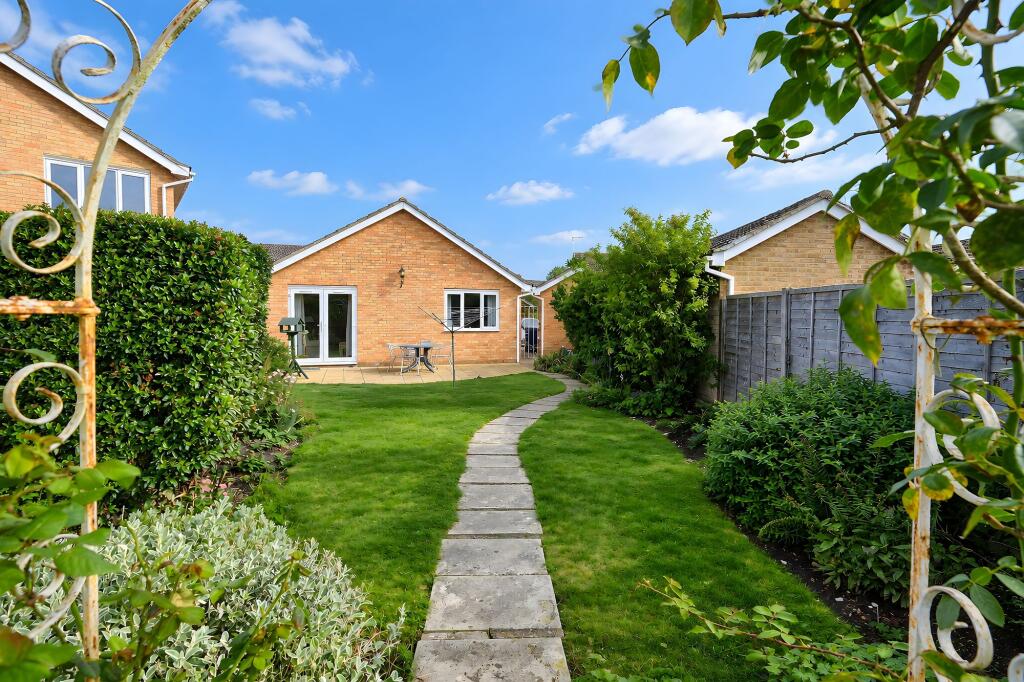 House in Huntingdonshire, Brampton - View 4