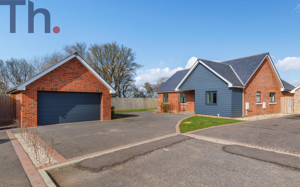 House in Ryde, Wootton Bridge - View 4
