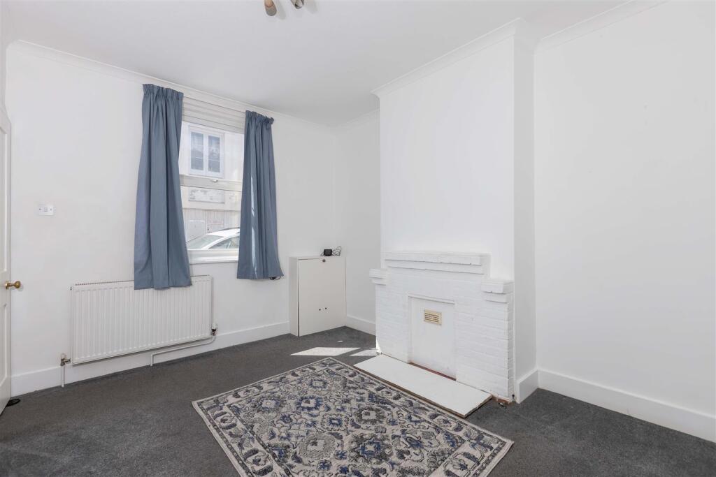 Station Road, Worthing - View 6
