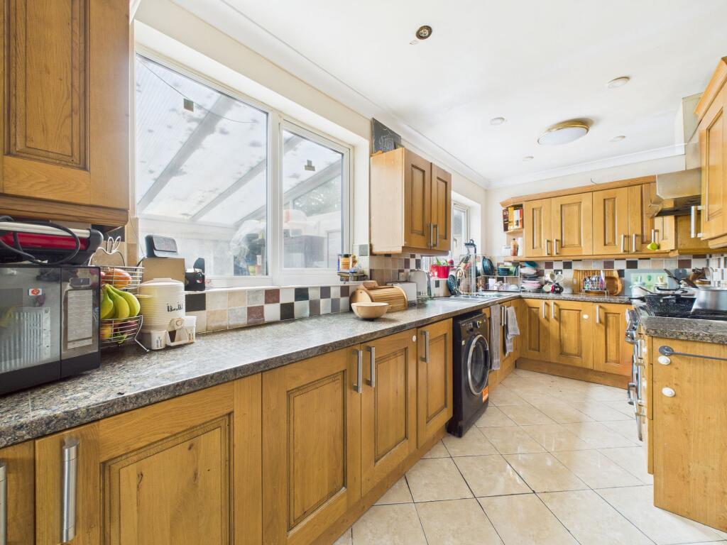 Arno Vale Road, Woodthorpe, Nottingham photo 3