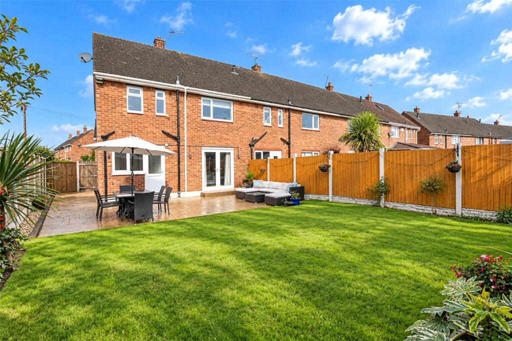 House in Chester, Ellesmere Port - View 3